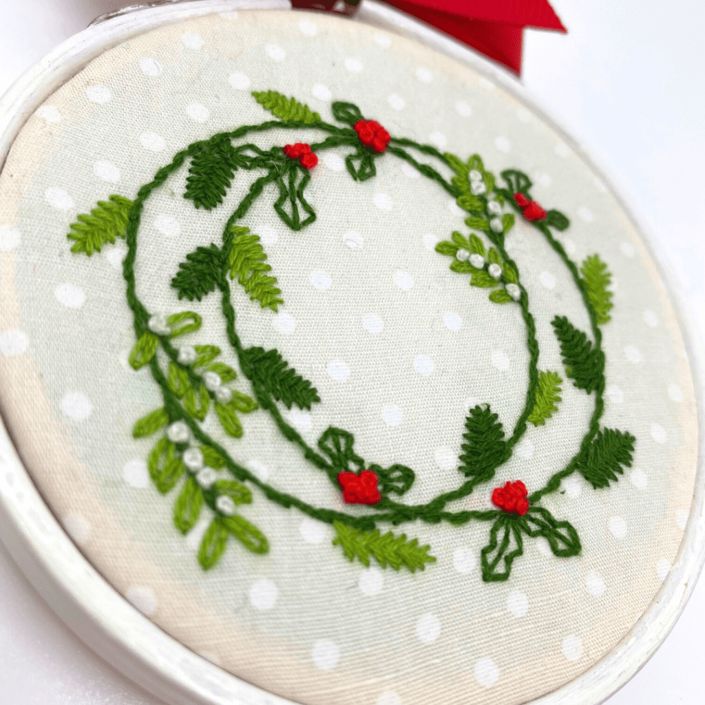 Christmas embroidery kit, Beginners embroidery kit, Holly & Mistletoe