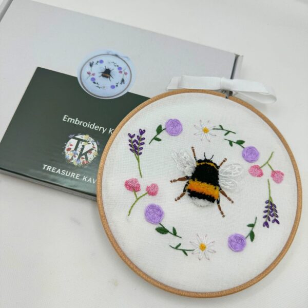 3D Bee Embroidery kit