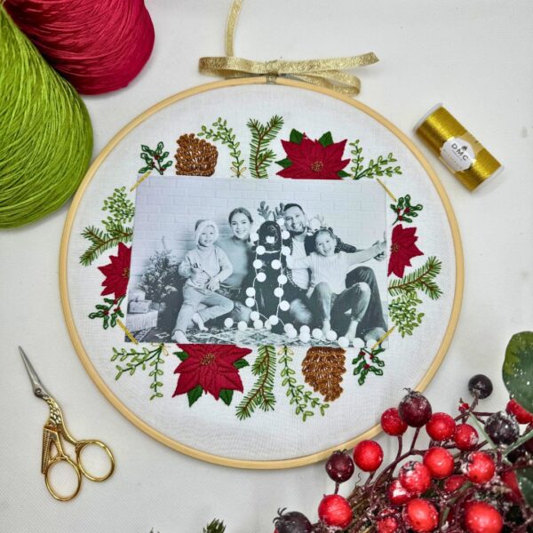 Christmas photo frame Embroidery Kit, Christmas embroidery kit, Craft gift, Modern Embroidery