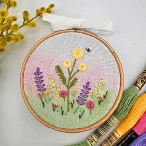 Mini Flower Garden embroidery kit, Beginner embroidery kit, Craft gift, Modern Embroidery