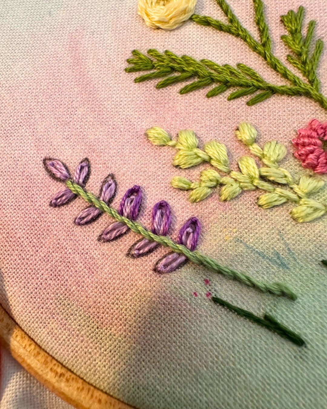 Mini Flower Garden embroidery kit, Beginner embroidery kit, Craft gift, Modern Embroidery - Image 6